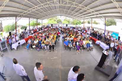 La alcaldesa de Gómez Palacio acudió a la Audiencia Pública. (CORTESÍA)