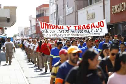 La clase obrera retomó esta actividad para recordarle a los gobiernos y patrones los pendientes que aún tienen con este sector. (EL SIGLO DE TORREÓN)