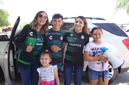 Laura, Manuel, Daniela, Samantha y Valentina (EL SIGLO DE TORREÓN/VAYRON INFANTE)