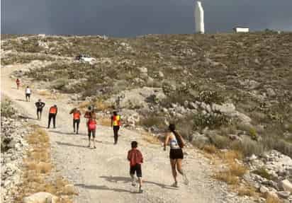 Corren en Gómez Palacio la 5 K Virgen del Desierto