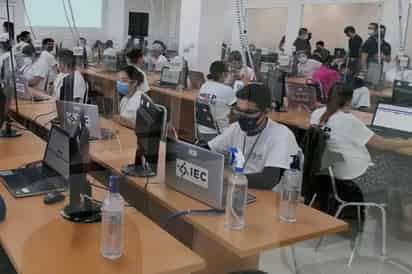 En este primer simulacro del PREP para la elección del 4 de junio, se recibieron 4,065 actas a procesar para la Gubernatura. (EL SIGLO DE TORREÓN)