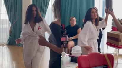 Salma Hayek impacta en redes bailando salsa