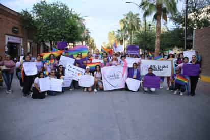 Las pancartas de los participantes fueron las que hablaron por ellos durante la marcha silenciosa que se realizó ayer. (VAYRON INFANTE)