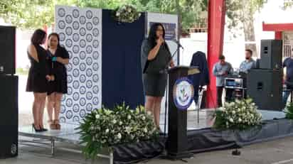 Se llevó a cabo la ceremonia del 125 Aniversario de la Escuela Primaria Modelo. (Foto: RENÉ ARELLANO / EL SIGLO COAHUILA)