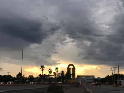 Este domingo habría un 20 por ciento de posibilidades de precipitación para la región lagunera. (FERNANDO COMPEÁN / EL SIGLO DE TORREÓN)