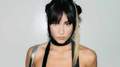 Aitana evoca los noventa con Las Babys