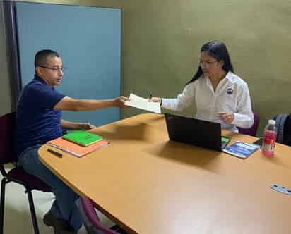 En esta ocasión se ofrecieron las vacantes de operadores de producción, de calidad y de técnico en mantenimiento.