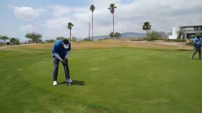 Azul Talavera se impone al Campestre Gómez Palacio en Dual Meet