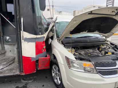 Un choque en Torreón dejó daños estimados en 120 mil pesos, pero no hubo lesionados de gravedad.