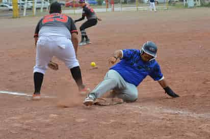 Cuarta jornada en Liga de Softbol Industrial y Comercial