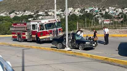 Se presume que el conductor circulaba a exceso de velocidad y en estado de ebriedad, por lo que perdió el control del volante.