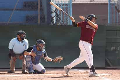 Ardiente recta final en Liga de Beisbol de Empleados y Profesionistas