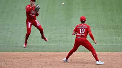 Diablos Rojos del México ganan serie ante Olmecas de Tabasco