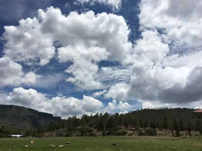 El bombardeo de nubes se ha llevado a cabo en municipios donde la lluvia es más urgente. (EL SIGLO DE DURANGO)