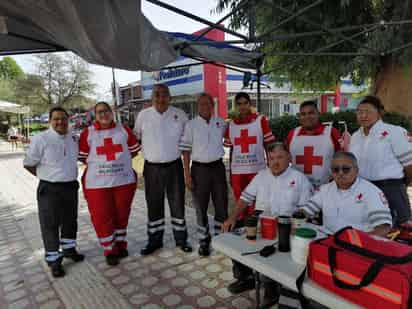 El grupo de servicio se dio cita en el Paseo Colón. (EL SIGLO DE TORREÓN)