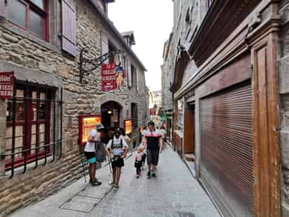 Francia refuerza seguridad en zonas turísticas