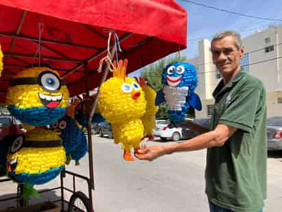 Su recorrido inicia en punto de las 10:00 horas y arranca de la avenida Madero y Zacatecas, para después dirigirse al sector Alianza. (VAYRON INFANTE / EL SIGLO DE TORREÓN)