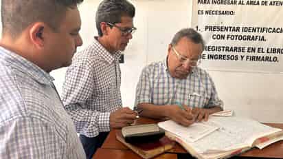 Denuncian ante la FGE actos vandálicos de trabajadores de AHMSA en funeraria de Monclova