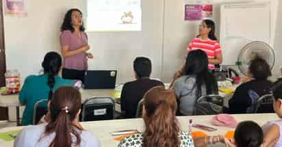 Ofrecen charla dirigida a las mujeres sobre Autopercepción, a la que asistieron 40 damas.