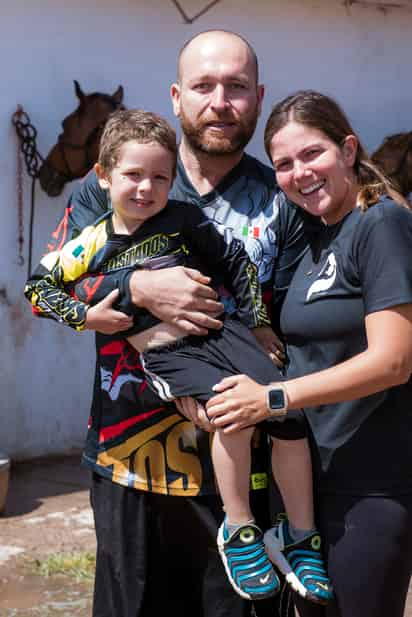 Ricardo Villarreal, Ane Breede y Ricky (ERICK SOTOMAYOR FOTOGRAFÍA)