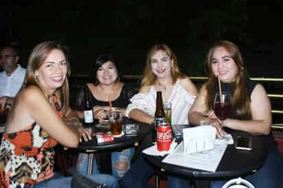 Rosario Chávez, Silvia Casillas, Claudia Alanís y Alejandra López (EL SIGLO DE TORREÓN/FERNANDO COMPEÁN)