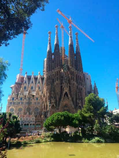 Templo Expiatorio de la Sagrada Familia. Crédito: ArchDaily