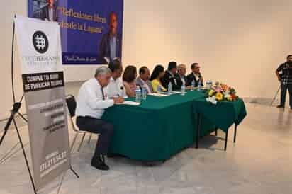 En el mes de agosto se presentó el libro del lagunero Raúl Muñoz. (EL SIGLO DE TORREÓN)