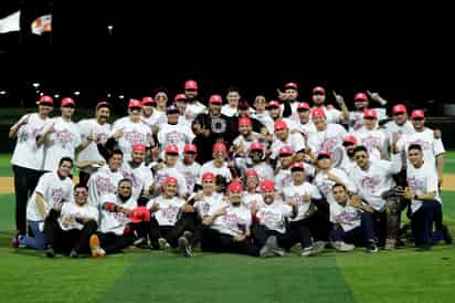 En un duelo lleno de dramatismo, Algodoneros venció 3-2 a Tecolotes y se llevó el compromiso cuatro juegos a dos, con lo que selló su boleto a la Serie del Rey; Laguna no pelea por el título de la LMB desde 1990 ante León. (CORTESÍA)