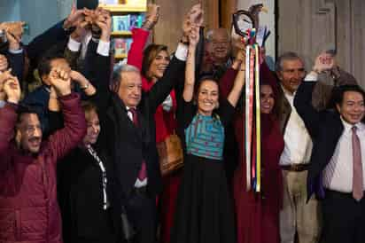 Claudia Sheinbaum, quien recibió el bastón de mando del presidente Andrés Manuel López Obrador.