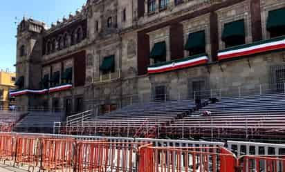 El circuito del Zócalo se mantiene cerrado a todo vehículo. (EL UNIVERSAL)