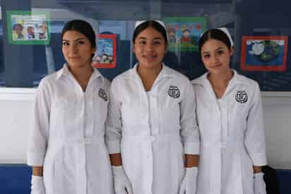 Elizabeth Rodríguez, Violeta Hernández y Abigail Favela (EL SIGLO DE TORREÓN/VAYRON INFANTE)