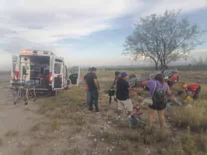 Al lugar arribaron paramédicos del Cuerpo de Bomberos de Ramos Arizpe.