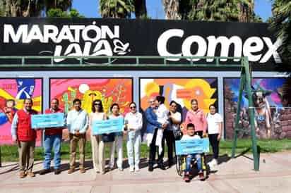 A través de Fundación Lala, se entregó una bolsa de 600 mil pesos para el apoyo de 3 instituciones sociales en la comunidad lagunera. (CORTESÍA)