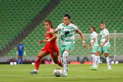 Las Guerreras acariciaron su primera victoria del torneo, pero no supieron mantener la ventaja de dos goles e igualaron 2-2 con Toluca. (Fotos de Jorge Martínez)