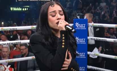 Señalan que Danna Paola sí cometió errores al interpretar el Himno Nacional