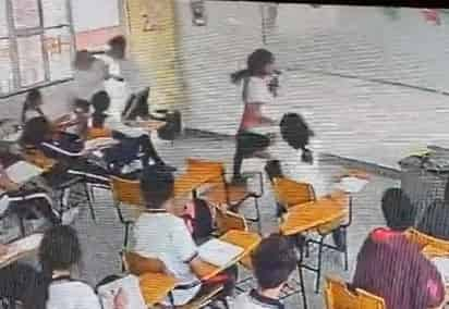 Fue la tarde del miércoles que trascendió que un adolescente de 14 años de edad agredió a su profesora de español.