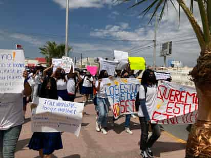 Una vez que concluya la revisión de las firmas, se tomará la decisión de hacer un referéndum como lo marca el estatuto. (EL SIGLO DE TORREÓN)