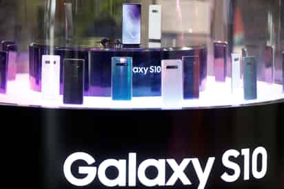 Con estas acciones Samsung se sumó a Motorola, quien había hecho lo mismo, el pasado agosto del 2023. (ARCHIVO)