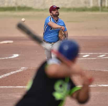 Se espera un atractivo choque de pelota esta tarde en el campo 16 de la Unidad Deportiva Torreón. (Archivo)
