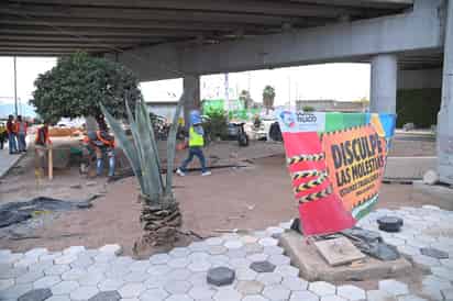 En otros puntos del bulevar también están se están haciendo trabajos para mejorar la imagen urbana. (CORTESÍA)