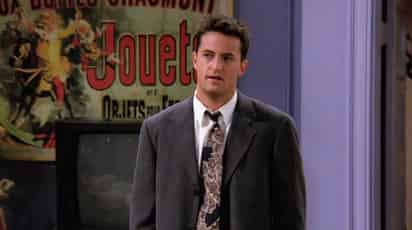 ¡De mal gusto! Tunden a exescritor de Saturday Night Live por burlarse de la muerte de Matthew Perry