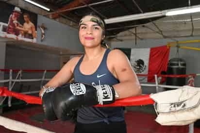 La boxeadora lagunera Elizabeth 'Bonita' Chávez se medirá el próximo jueves a la italiana Camilla Panatta, en Naucalpan. (Ramón Sotomayor)
