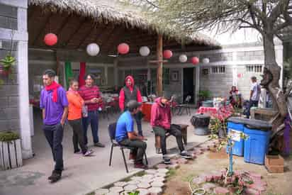 Lanza Centro de Día campaña 'Cobija a un Migrante' ante la llegada de las bajas temperaturas. (EL SIGLO DE TORREÓN)