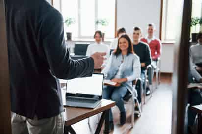 Las diferencias entre diplomado y certificación