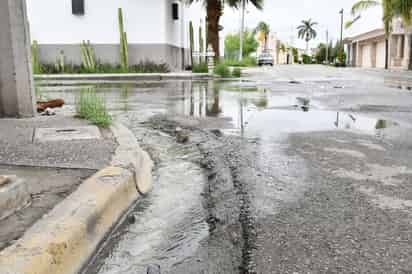 Sólo tres de ocho pozos de absorción que se crearon a la par de la colonia Campestre La Rosita, están operando con regularidad. (FERNANDO COMPEÁN / EL SIGLO DE TORREÓN)