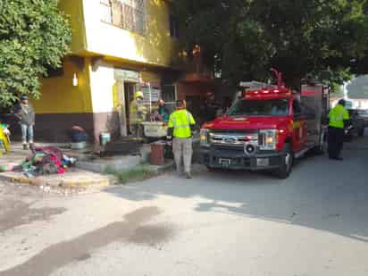 Fuego consume la habitación de una vivienda de la colonia Morelos de Torreón, no hay lesionados.