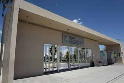 Esperan la fecha para realizar el referéndum en la Escuela de 
 Bachilleres Venustiano Carranza de la ciudad de Torreón.