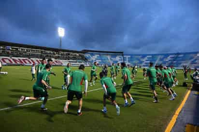 El combinado azteca tuvo una sesión ligera de entrenamiento en la capital hondureña, para el esperado choque de los cuartos de final de Nations League.