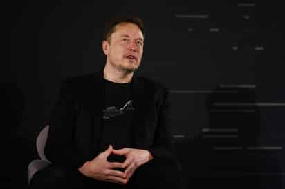 'Su junta directiva, sus donantes, su red de dinero oscuro, todos ellos...', posteó Musk en X. (ARCHIVO)