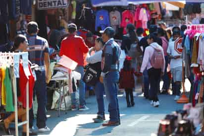 Pequeños comerciantes esperan recuperarse durante estos días de Buen Fin, para hacer frente a la difícil situación. (EL SIGLO DE DURANGO)